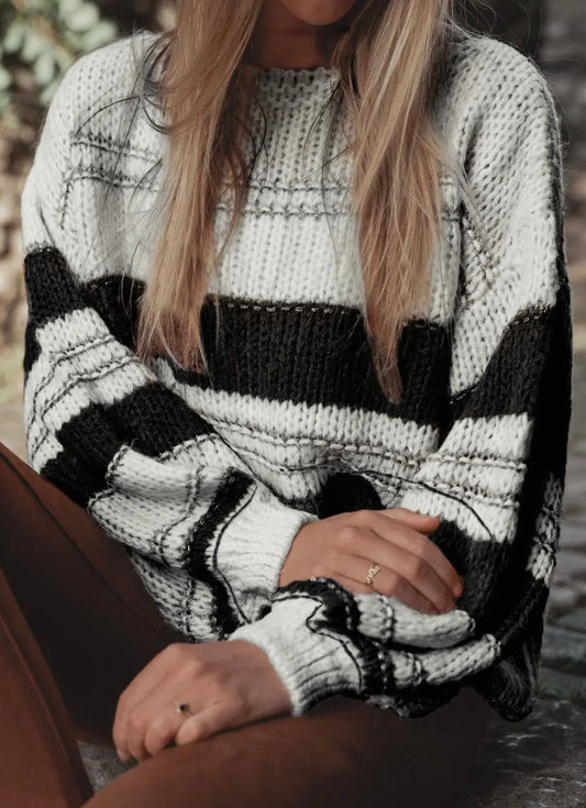 DARK FALL SWEATER